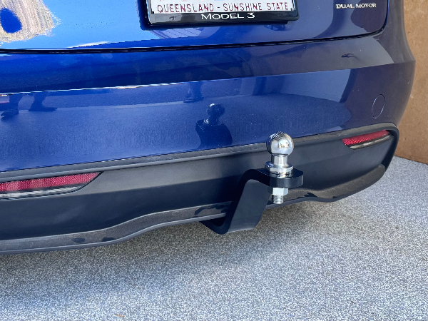 MOdel 3 Highland Tow Bar Installed - My Tesla Accessories